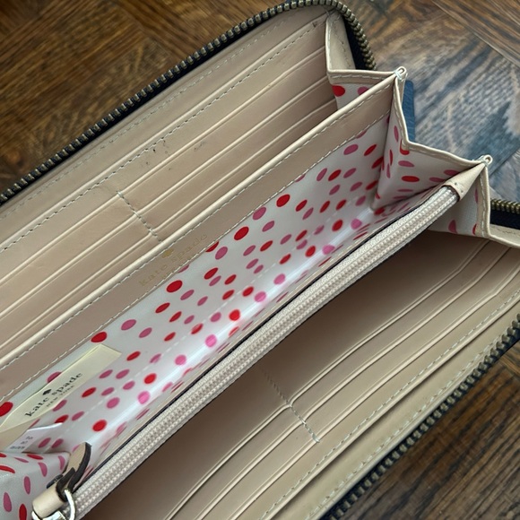 Kate Spade Wallet - Picture 3 of 3